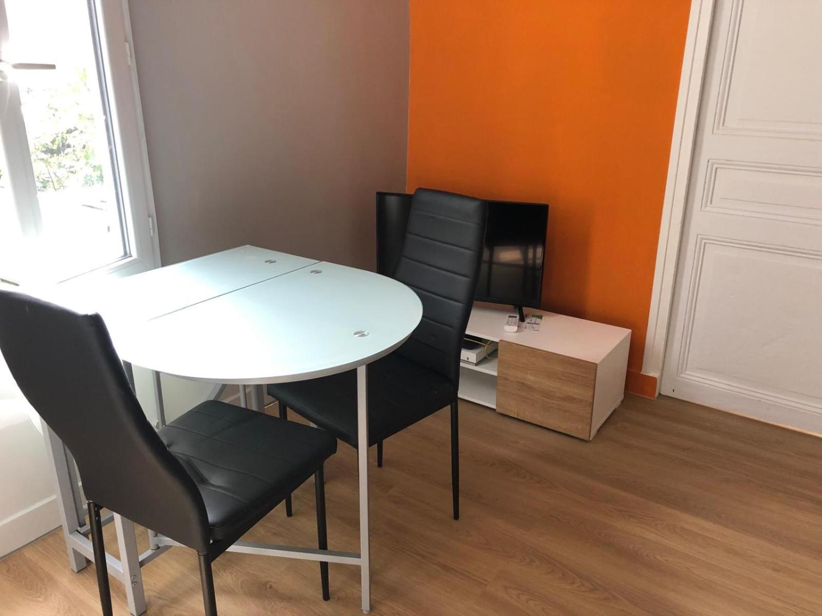 Appartements Saint Gratien 3 Min A Pied Transport Tour Eiffel Exterior photo